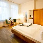 Otel Gaestehaus Musestieg 3*
